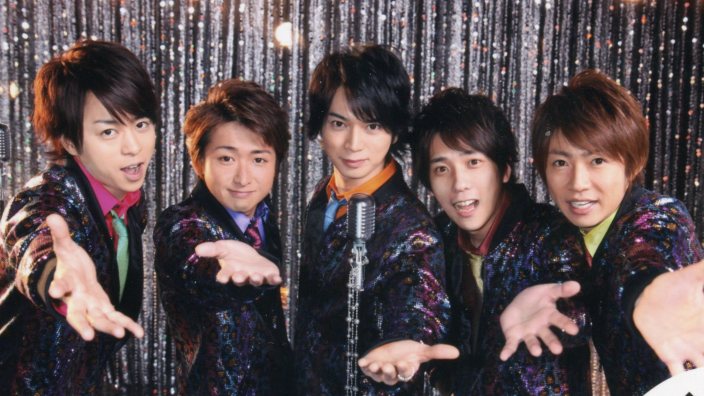 Il 20° anniversario e l'annuncio shock: gli idol ARASHI in pausa a fine 2020